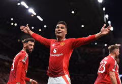 Đằng sau sự hồi sinh của Casemiro ở Man United