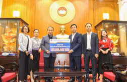 Liên đoàn Bóng đá Việt Nam chung tay cùng đồng bào vượt qua thiên tai