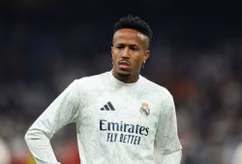 Real Madrid đón tin vui: Ngôi sao phòng ngự trở lại, quyết giành vị trí đá chính