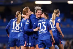 Chelsea 'nã' sáu bàn vào lưới Roma, Manchester United thảm bại trước Lyon ở Champions League nữ