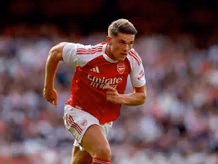 CĐV Arsenal Kêu Gọi Đối Thủ Kinh Sợ 'Sát Thủ' 64 Triệu Bảng