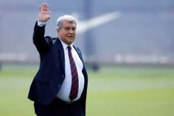 Chủ tịch Barcelona Joan Laporta tuyên bố đầy quyết đoán về Quả bóng Vàng