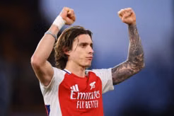 Cầu thủ xuất sắc nhất tháng mở màn mùa giải của Arsenal