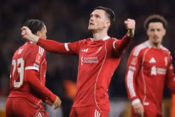 Robertson rời Liverpool: Tạm biệt một huyền thoại
