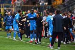 Tín ngưỡng của Conte và thông điệp gửi Napoli: 'Quá sức với tôi'