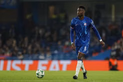 Hậu vệ quyết tâm ở lại Chelsea bất chấp sự quan tâm từ Marseille