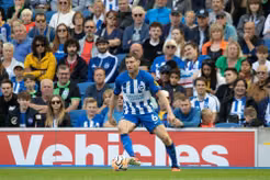 James Milner Nhắm Kỷ Lục Của Barry Khi Brighton Mong Muốn Hợp Đồng Mới