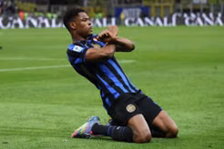 Liệu Manchester City sắp chiêu mộ hậu vệ phải của Inter Milan?