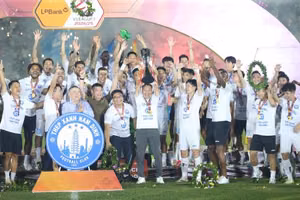 Thép Xanh Nam Định đăng quang V.League: Những giọt nước mắt hạnh phúc