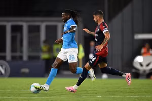 Serie A | Napoli 1-0 Cagliari: Bàn thắng kịch tính phút chót của Anguissa