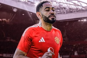 MU trình làng hàng công mới trong trận đấu với Leeds
