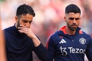 Ruben Amorim tự chi tiền cho ban huấn luyện M.U dự chung kết Europa League