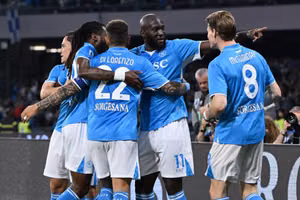 Di Canio chỉ ra điểm yếu của Napoli trước Genoa
