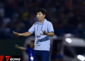 HLV Kim Sang Sik Chuẩn Bị Thay Máu Tuyển Việt Nam