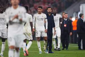 Real bị loại khỏi Champions League: Dấu hiệu của một cuộc đại tu