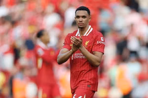 Jamie Carragher: Tiếng la ó dành cho Trent Alexander-Arnold tại Anfield là 'quá đáng'