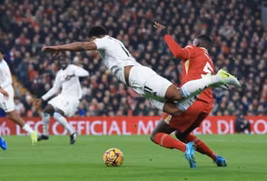 Tin nóng: Real Madrid có thể đẩy nhanh thương vụ trung vệ Liverpool trong hè này