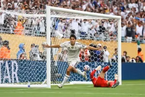 "Gà son" của Real Madrid đã cất tiếng gáy