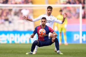 Tottenham Hotspur Đã Có Động Thái Chiêu Mộ Tài Năng Barcelona: Liệu Frank Có Nên Quay Lại Đàm Phán?