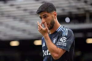 Đại lý chào bán siêu sao PSG và Tây Ban Nha cho Man City