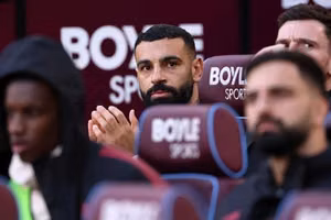 Điều không tưởng: Loại Mohamed Salah giờ có thể cứu mùa giải của Liverpool