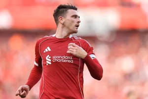 Andy Robertson được Arne Slot bổ nhiệm vai trò mới tại Liverpool