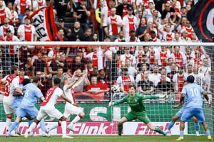 🚨 TIN SỐC: Sunderland đạt thỏa thuận chiêu mộ thủ môn Hà Lan làm số 1 mới