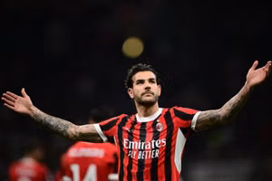 Milan từ chối đề nghị đầu tiên của Al-Hilal dành cho Théo Hernandez