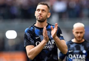 Báo cáo - Ngôi sao Hà Lan và Italy đều ở lại Inter Milan hè này