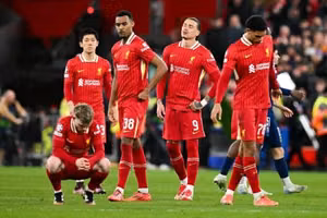 Arne Slot nhìn lại những bài học lịch sử Champions League khi Liverpool vạch ra hướng đi mới