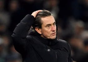 Thomas Frank và bài toán giữ ghế đầy kịch tính tại Tottenham Hotspur