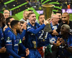 Chelsea và Cole Palmer lội ngược dòng ấn tượng trước Real Betis để đăng quang Conference League