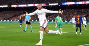 Real Madrid hạ Barca 2-1: Đỉnh cao thực dụng của Mourinho