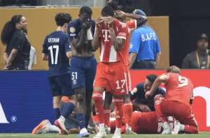 Bayern thua PSG, Musiala rời sân với chấn thương nghiêm trọng