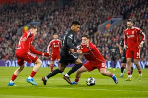 Cú đúp của Dembele tiễn Liverpool khỏi Champions League