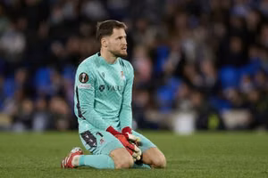Thủ môn kỳ cựu Real Sociedad lên tiếng về sự quan tâm của Barcelona – ‘Họ không phải là những người duy nhất…’