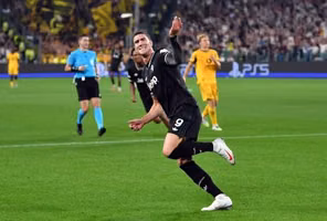 Chelsea Đang Trong Cuộc Đua Chiêu Mộ Tiền Đạo Juventus: Vlahovic Sẽ Đóng Góp Gì Cho Đội Bóng Của Maresca?