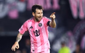 Màn trình diễn đỉnh cao của Messi giúp Inter Miami thu hẹp cách biệt với đội nhì bảng