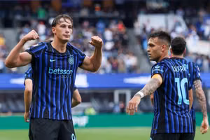 Francesco Pio Esposito sốc với màn tỏa sáng của chính anh trước River Plate