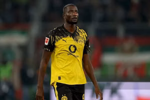 Liverpool Đối Mặt Với Sự Cạnh Tranh Khốc Liệt Cho Tiền Đạo Borussia Dortmund: Lựa Chọn Phù Hợp Cho Slot?