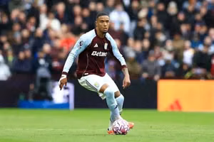 Ngôi sao Aston Villa thu hút sự quan tâm của Manchester City trước quyết định hợp đồng sắp tới của John Stones