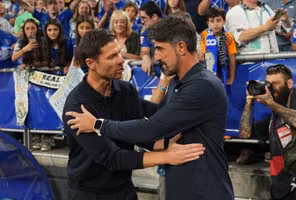 Xabi Alonso lặp lại kỷ lục 10 năm của Real Madrid chỉ sau hai trận đấu