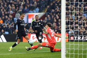 Aston Villa 1-4 Chelsea: Cú hat-trick của Joao Pedro xé nát hệ thống Unai Emery
