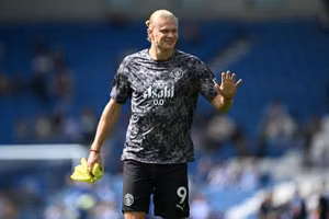 Haaland lại phá kỷ lục, Premier League phải ghi thêm trang sử mới