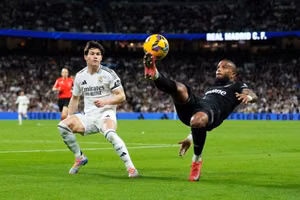 Chính thức | Valentin Rosier ký hợp đồng ba năm cùng Osasuna