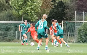 U17 nữ Việt Nam nỗ lực trước Werder Bremen II