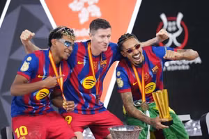 Hàng công cân bằng giúp Barca hạ Real như thế nào