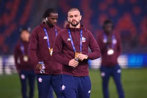 Juventus mở đàm phán với hậu vệ PSG khi Zhegrova hé lộ tin chuyển nhượng
