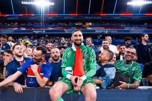 Man City theo dõi sát sao đàm phán hợp đồng của Donnarumma với PSG