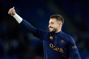Arnau Tenas của PSG sắp gia nhập Villarreal